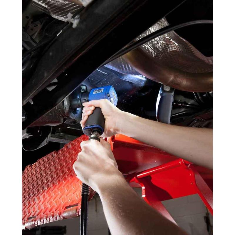 E230104 - Compact impact wrench 1/2", 678 Nm E230104 - Compact impact wrench 1/2", 678 Nm