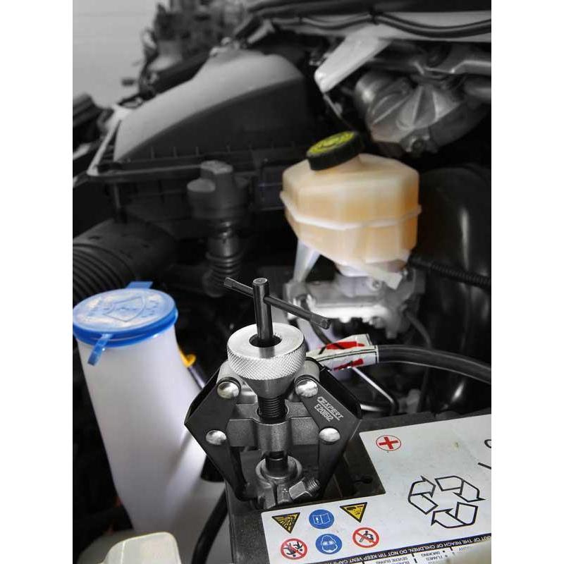 E201512 - Ściągacz do ramion wycieraczek i zacisków akumulatora, 0,4T