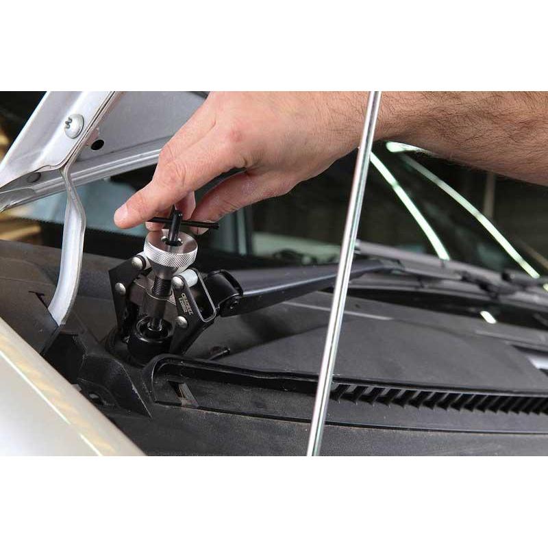 E201512 - Battery terminals puller, 0,4T